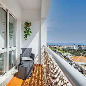 https://my-place-in-funchal-by-madeira-sun-travel.madeira-islandshotels.com